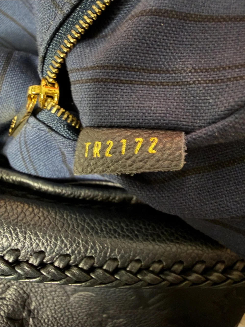 LOUIS VUITTON MONOGRAM EMPREINTE ARTSY MM – NAVY